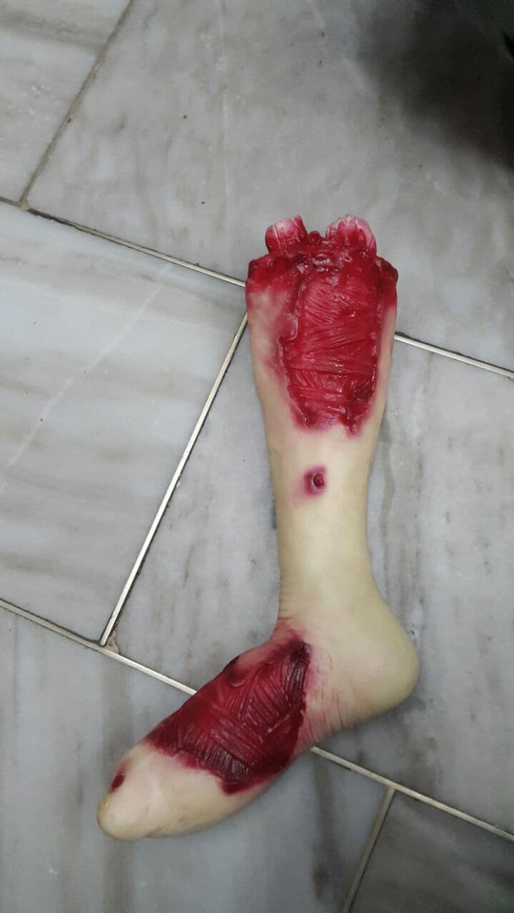 Kids Cut Leg - Decor Costume
