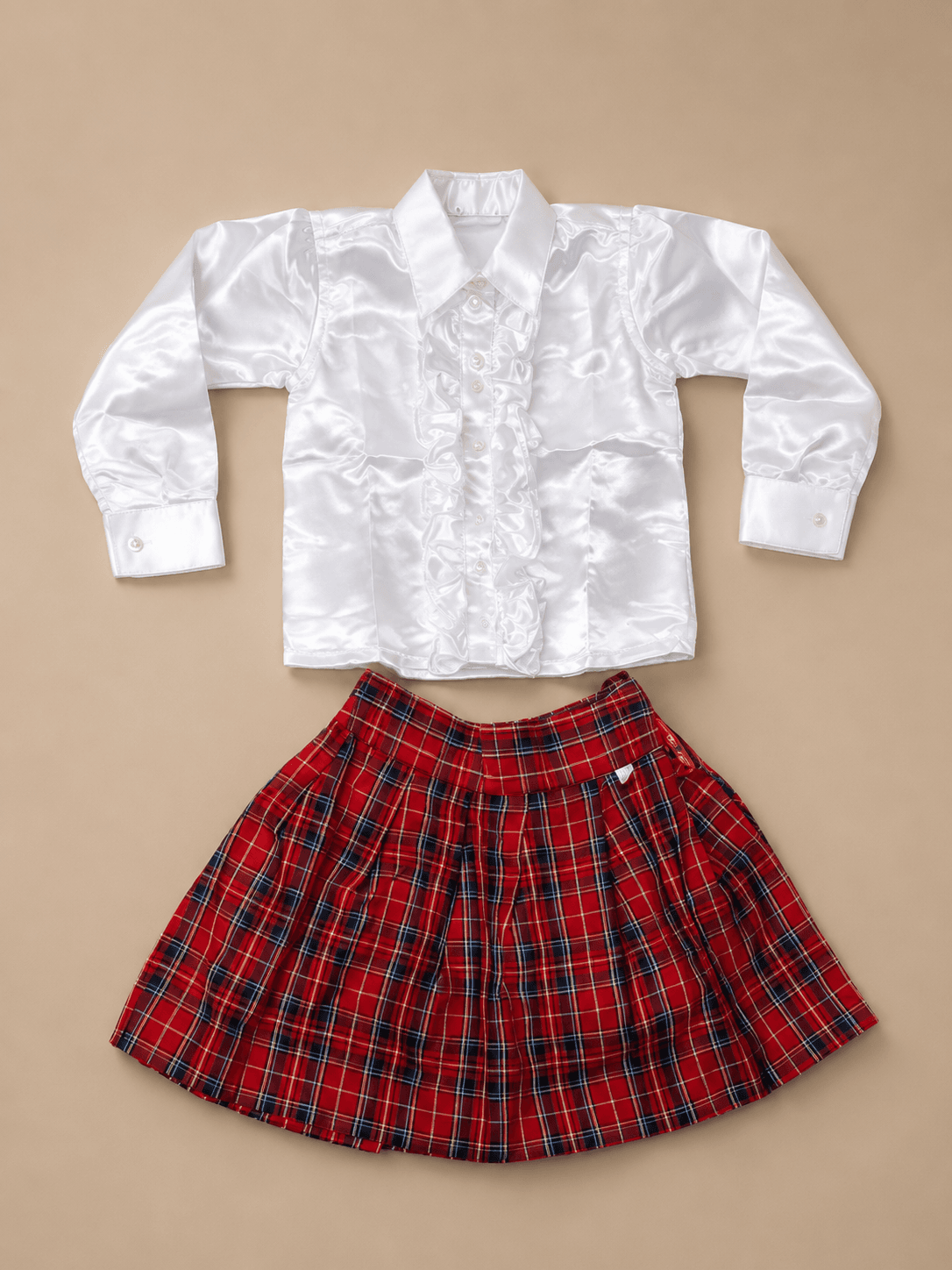 Scottish gilr dress