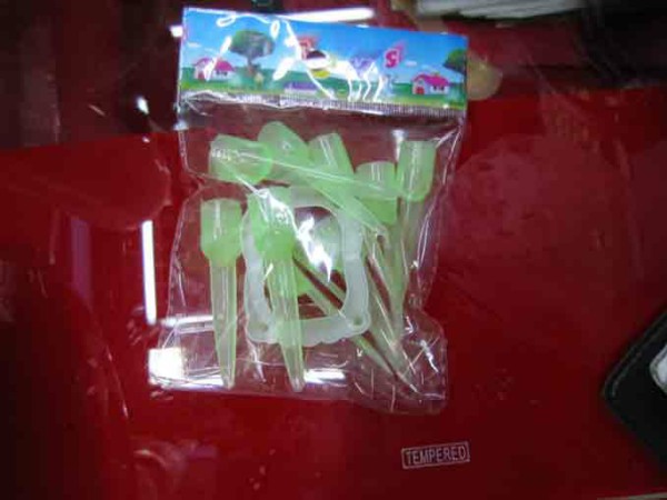 Kids Glow in Dark - Nail/Teeth Set