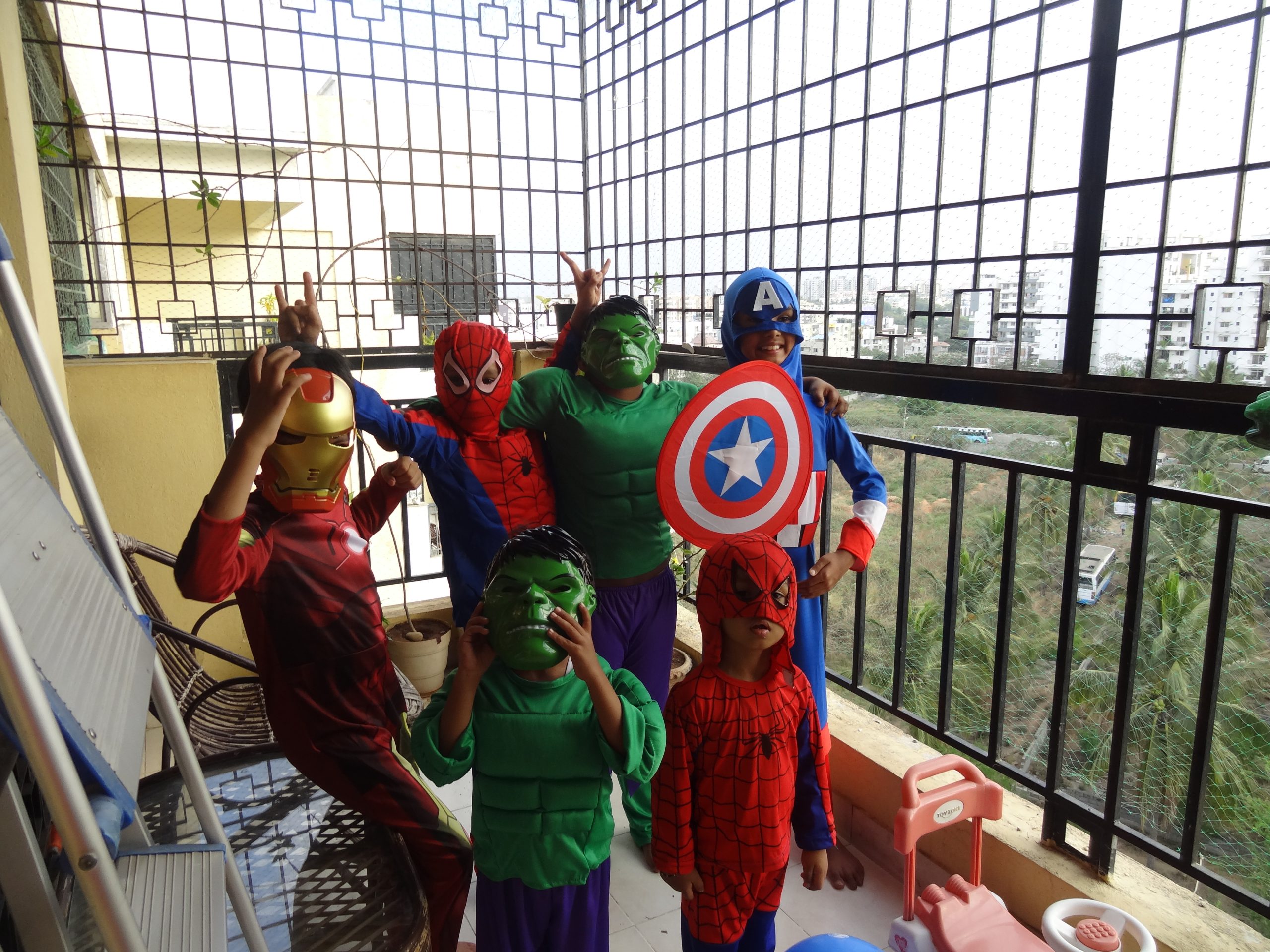 HC14 Avenger (Capt America, Hulk, Iron Man)