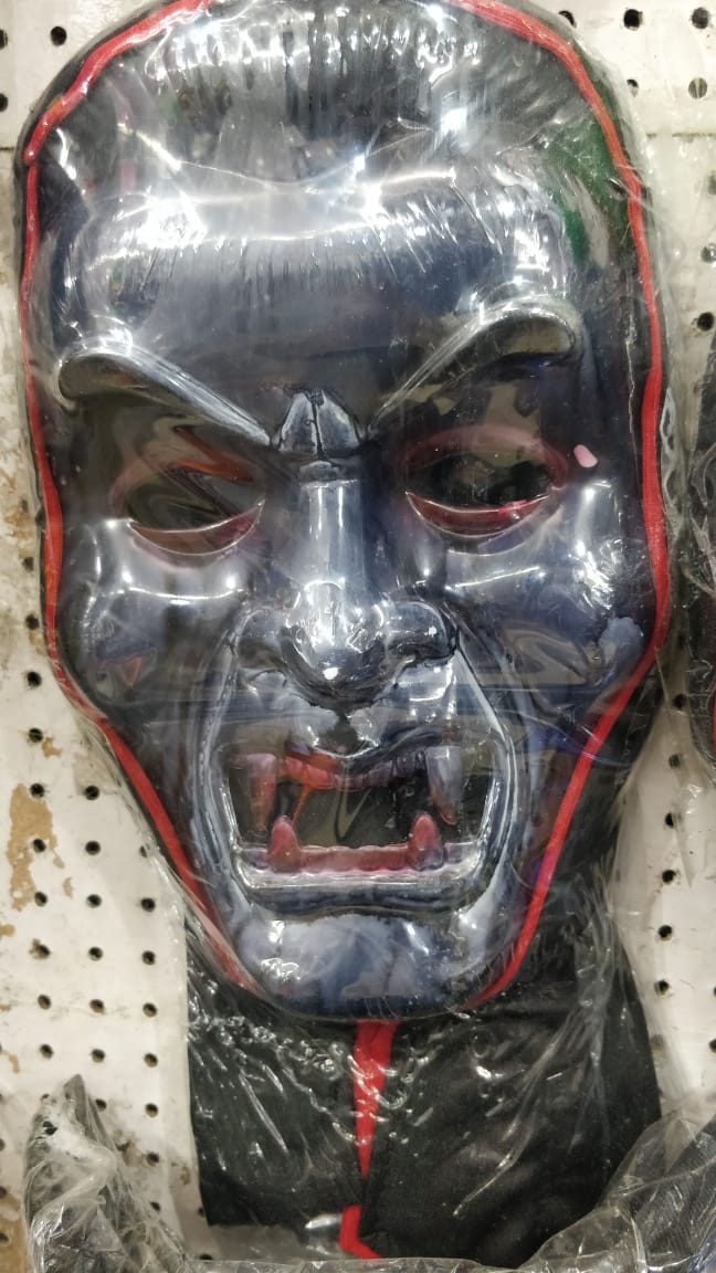 HA148 Dracula Mask