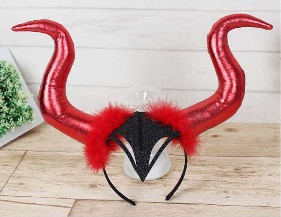 HA81 - Maleficent Red Horn