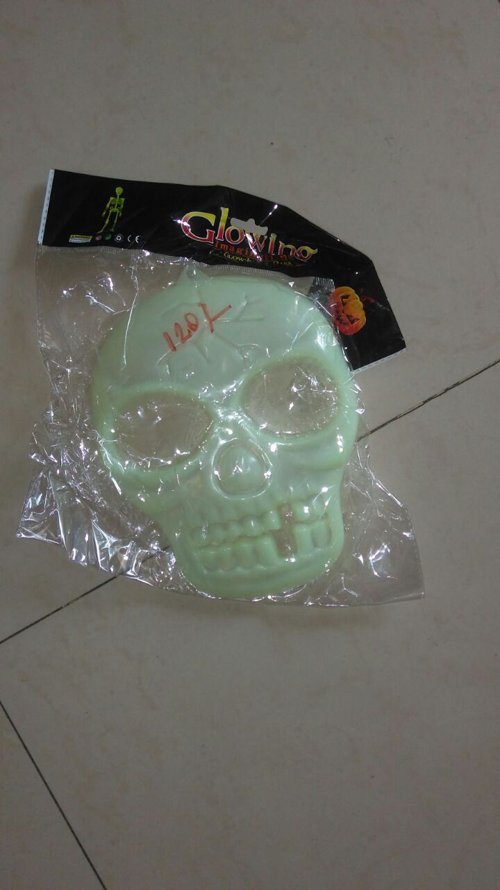 Skull Glow Decor